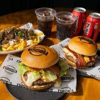 imagem COMBO PREMIUM: 2 hambúrgueres da "linha premium" + batata ribs + 2 bebidas 